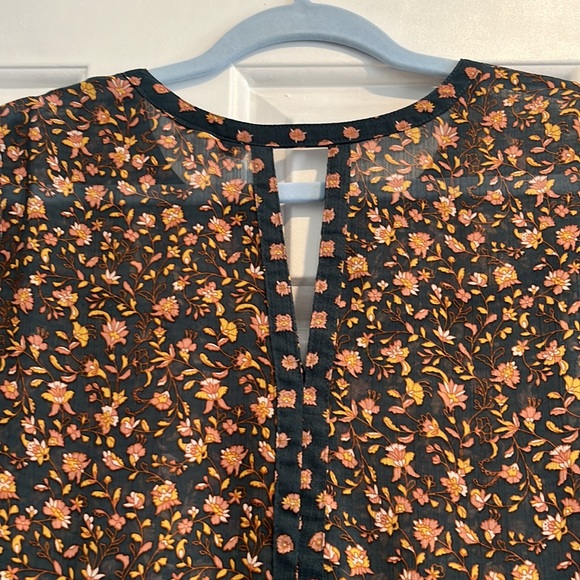 DR2 Medium shear bohemian top - Picture 7 of 10